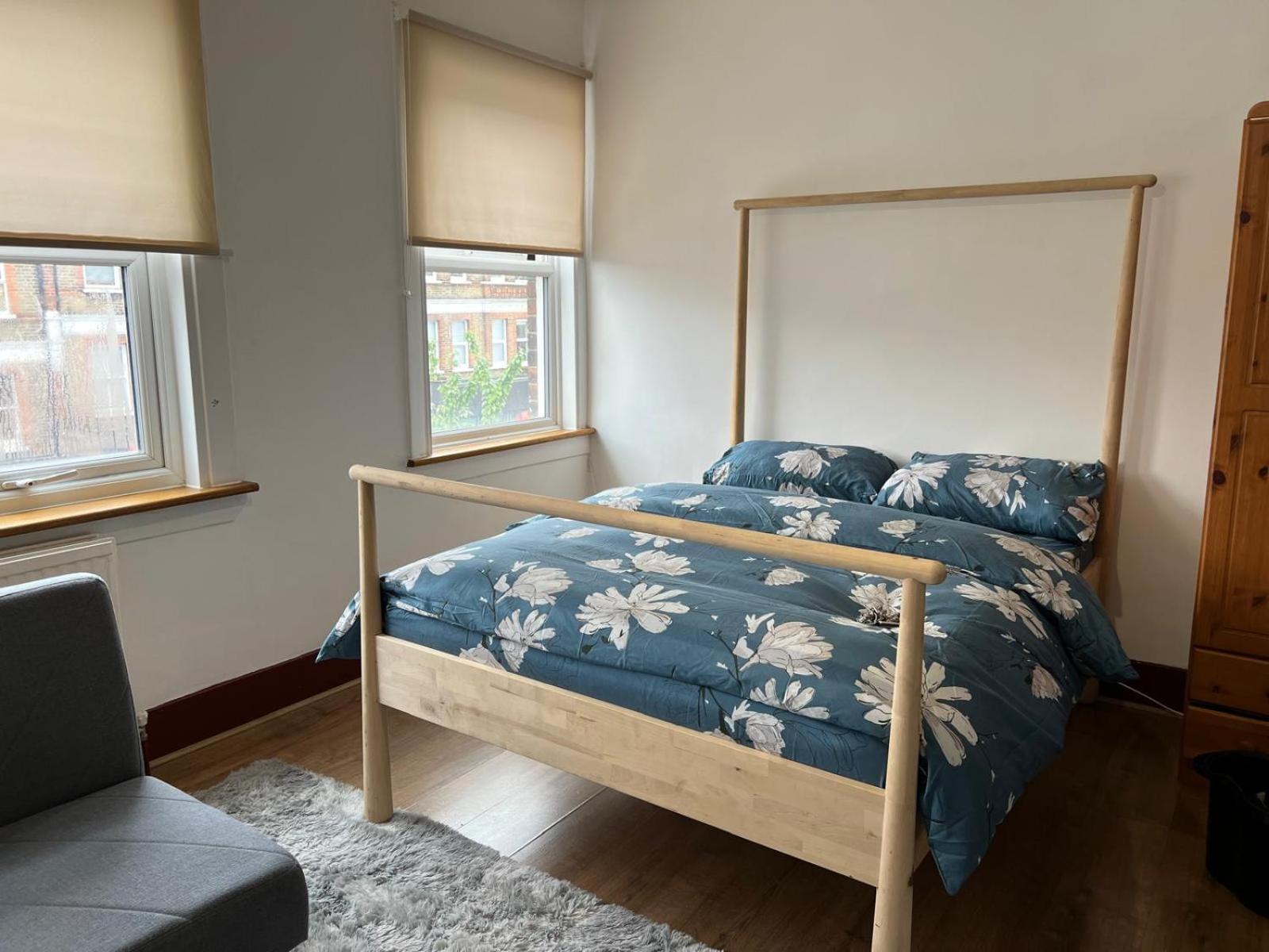 Honor Oak Park Homestay *